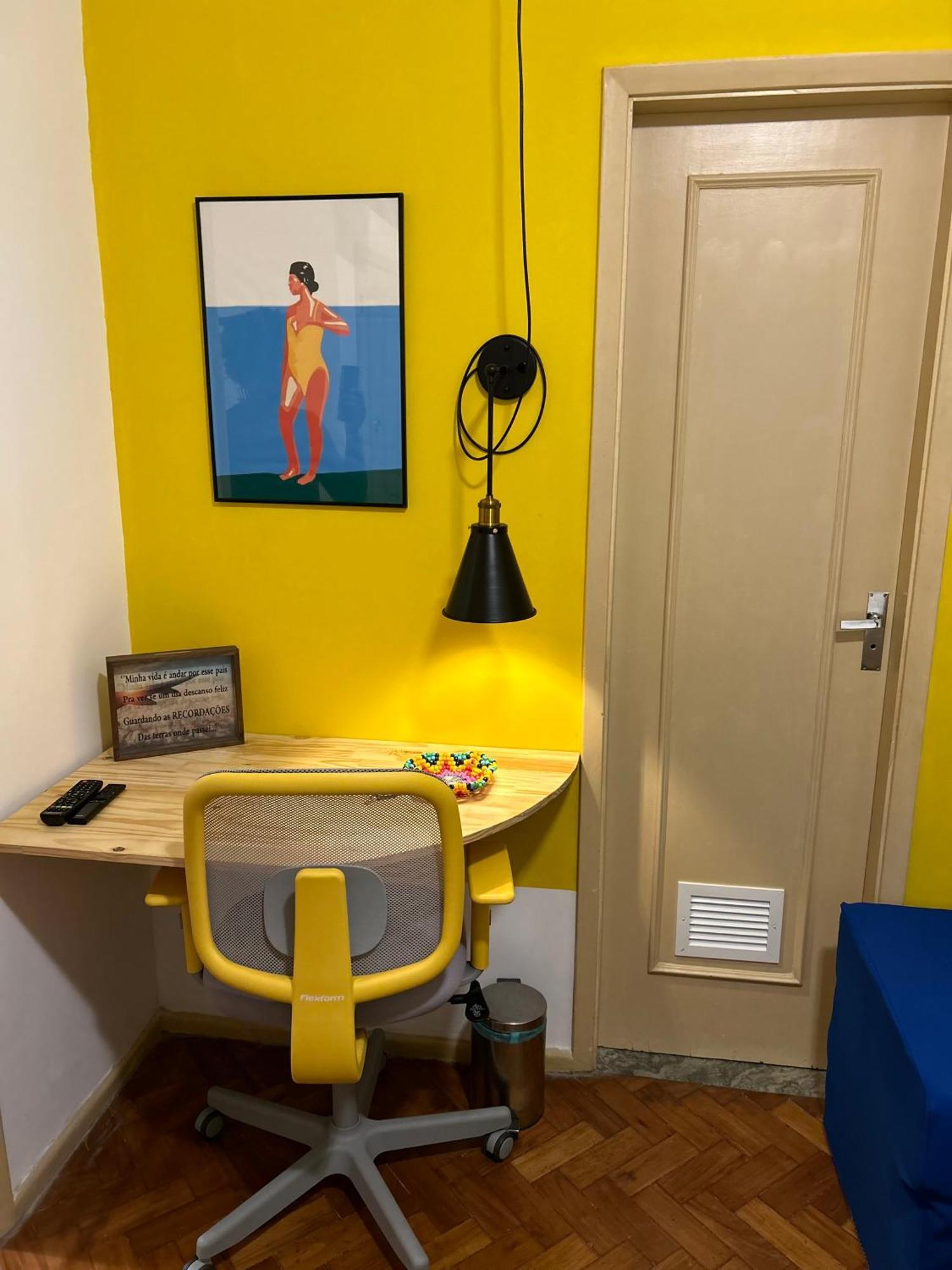 Pe Na Areia Na Quadra Copacabana Localizacao Rio Wifi 100mb Appartement